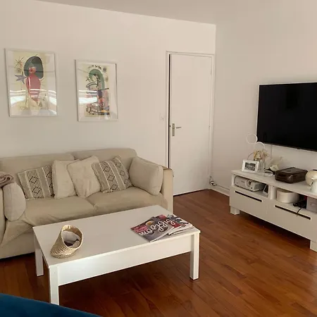 Apartment Rose Paris